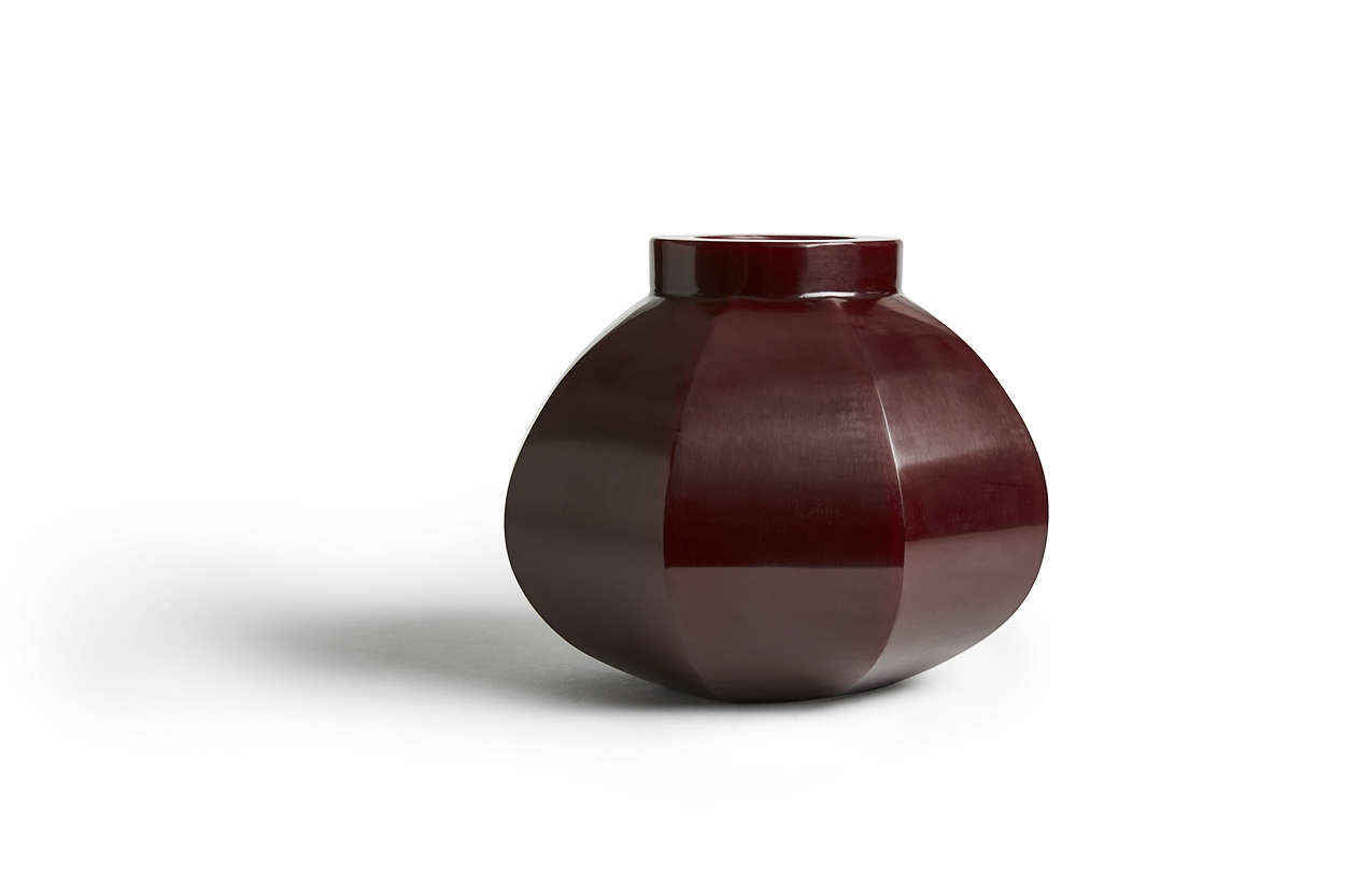 Peking Glass 玻璃花器 菱形瓶