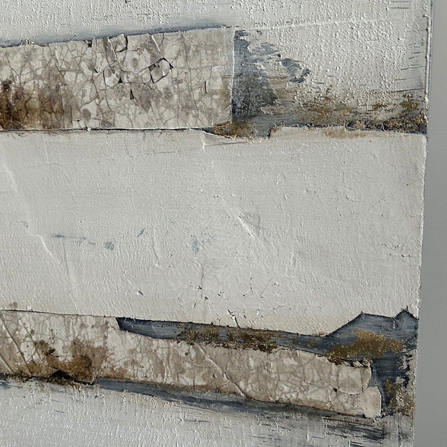 Painting Greyish White & Gold