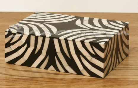 LARGE SQUARE BONE AND RESIN ZEBRA DESIGN BOX