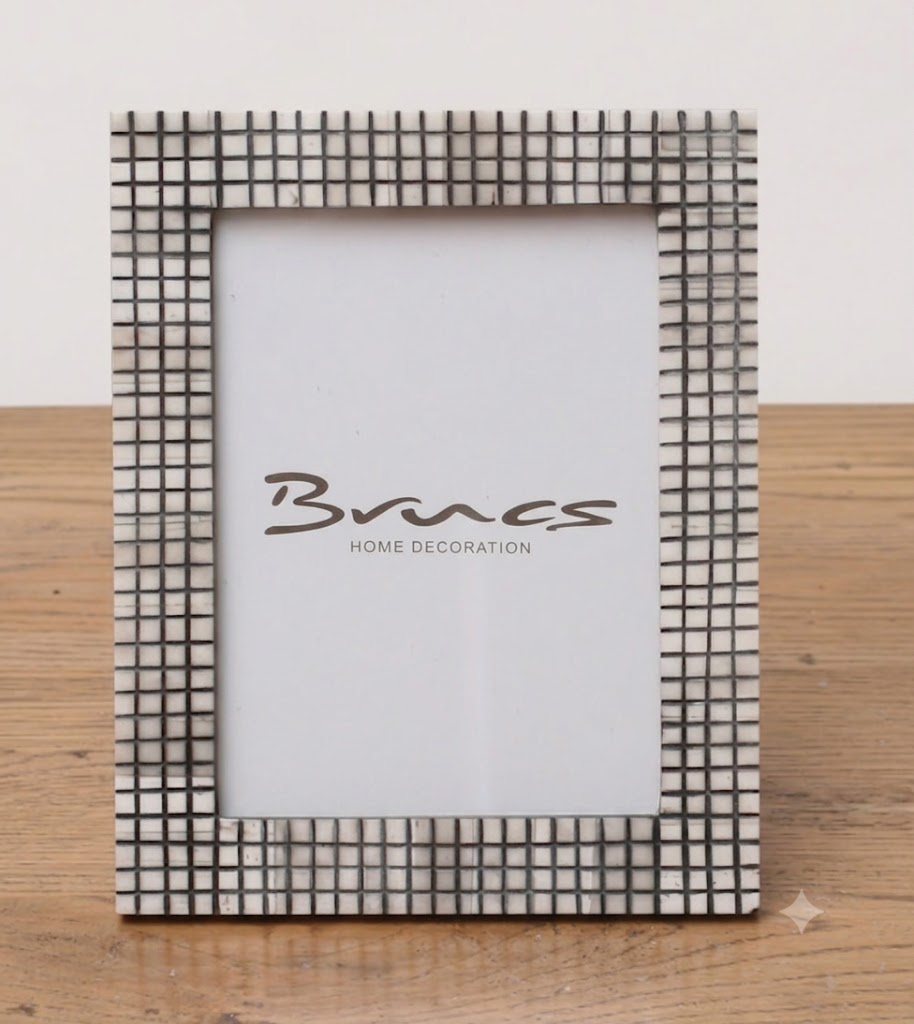 BONE AND RESIN DESIGN GRID PHOTO FRAME