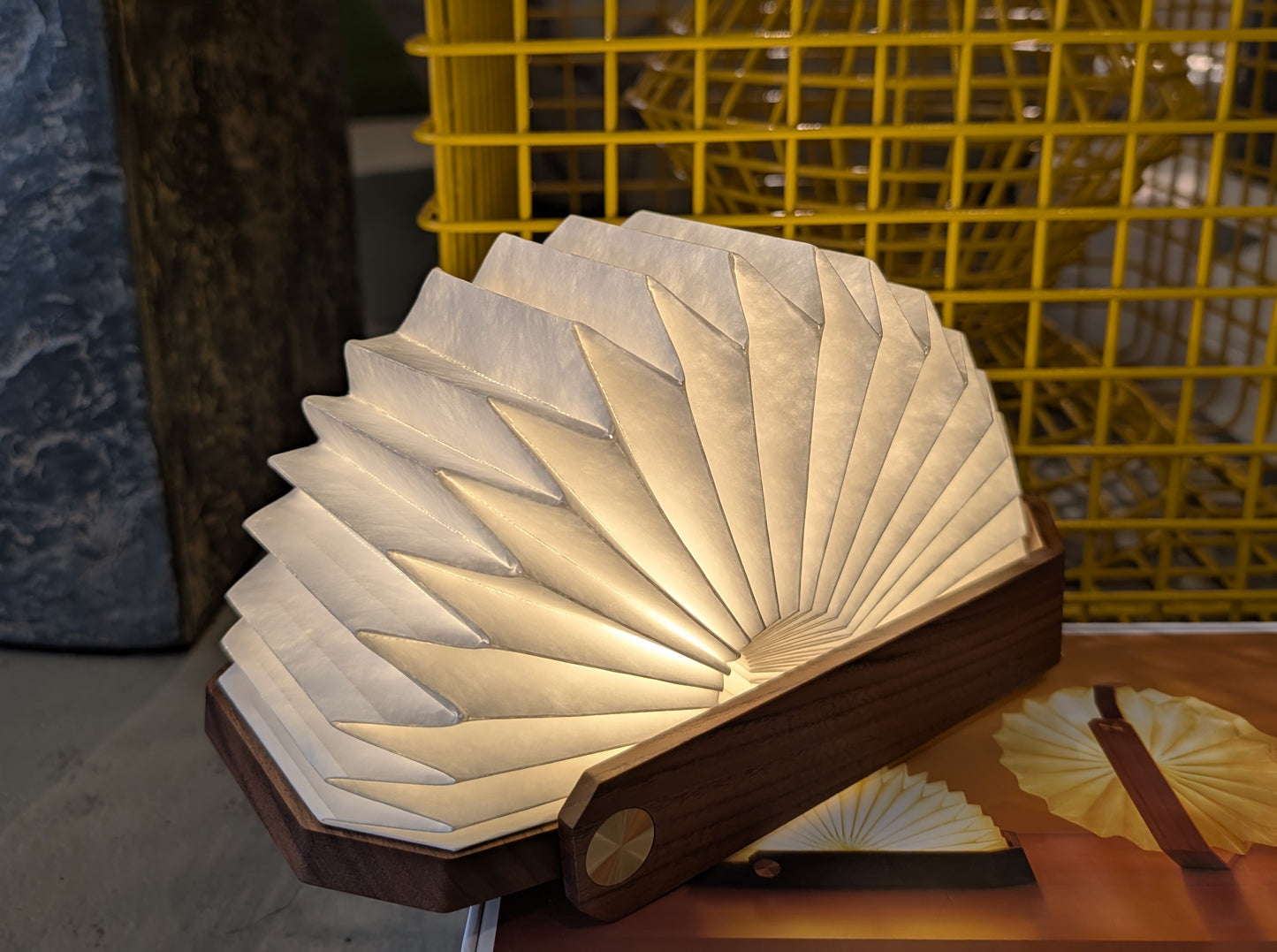 Smart Origami Lamp