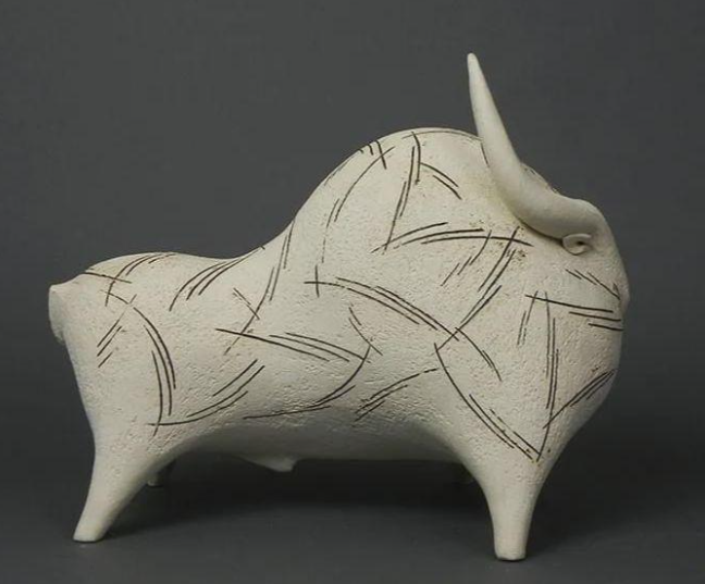 ATHENA JAHANTIGH Animal sculptor